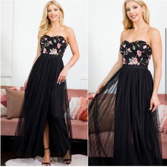The Sang Women's Chiffon High Slit Strapless Maxi Dress in Black Floral - Picture 12 of 13